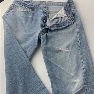 Womens W38 L32 Levi 501s